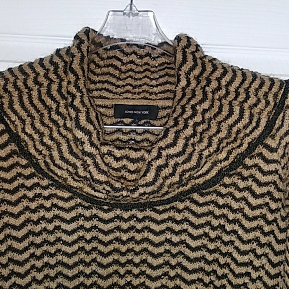 Turtle Kneck Sweater Blouse - Picture 2 of 5